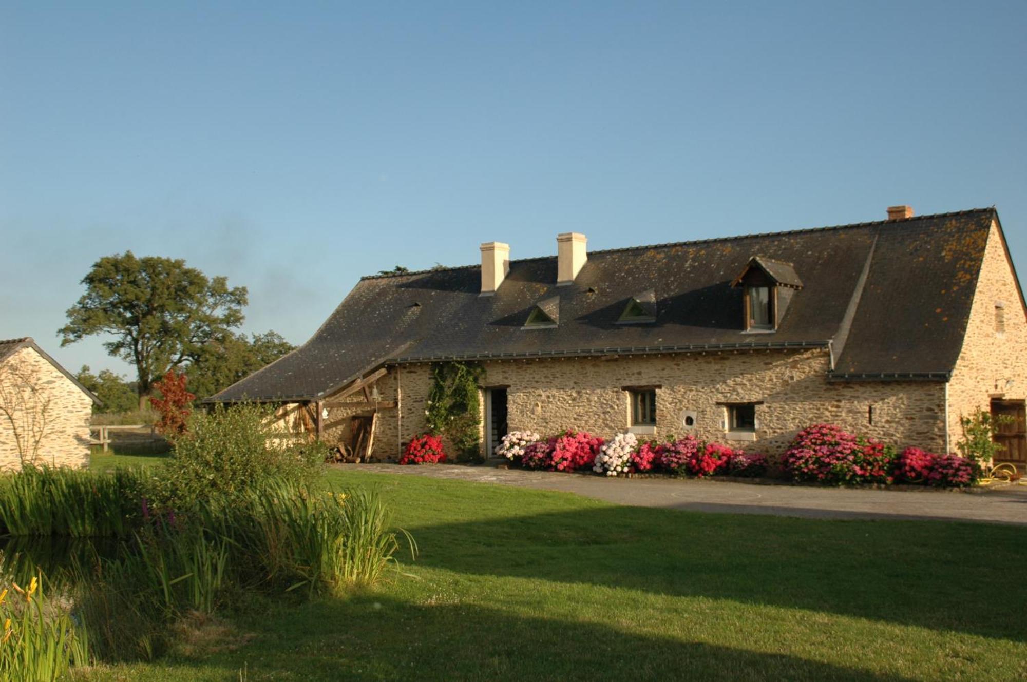 Grand Mainguet Bed and Breakfast Saint-Lambert-la-Potherie Εξωτερικό φωτογραφία