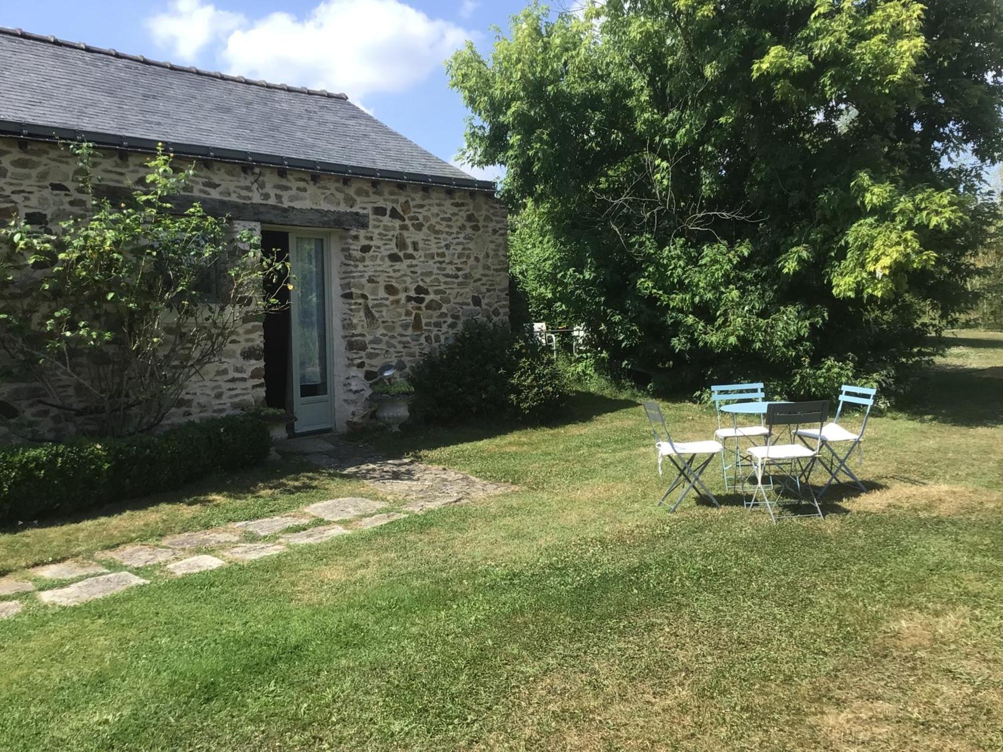 Grand Mainguet Bed and Breakfast Saint-Lambert-la-Potherie Εξωτερικό φωτογραφία